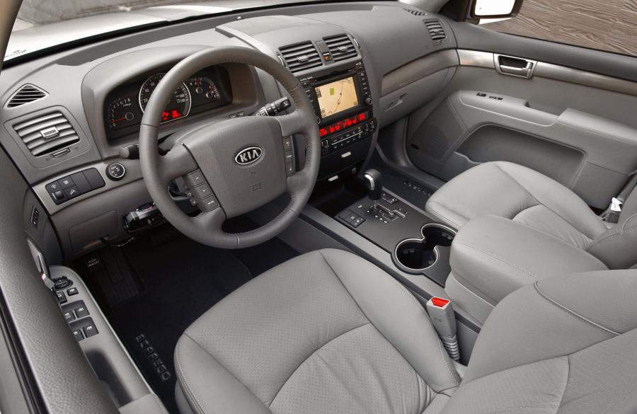  Kia Borrego 2009 года  (фото 211 из 345)